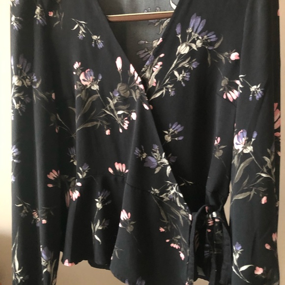 Dynamite Floral Peplum Blouse with Side Ribbon🎀 - Picture 2 of 12